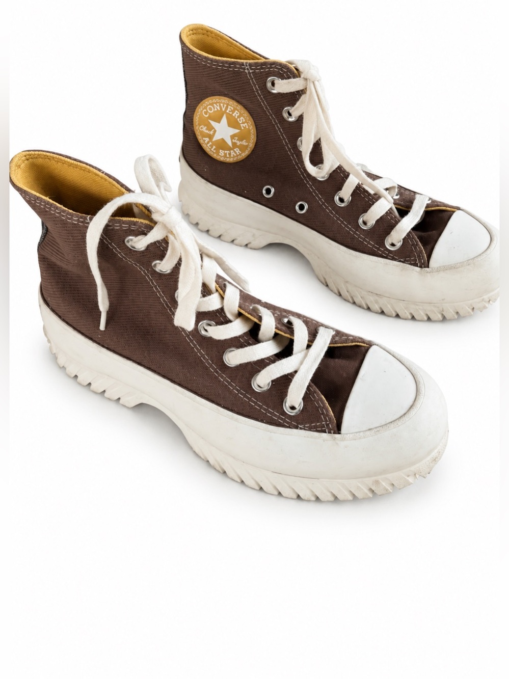 Converse Chuck Taylor All Star Lugged 2.0 High Top Women’s EarthyBrown Size 7